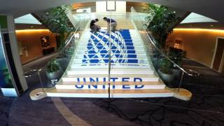 United Airlines Stair Graphics Time Lapse